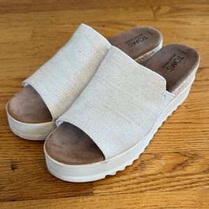 TOMS Women's Cream Woven Platform Mules 8.5
